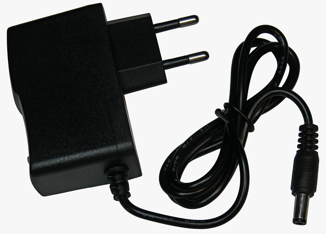 AC/DC power adapter 12V 1A 12W plastic